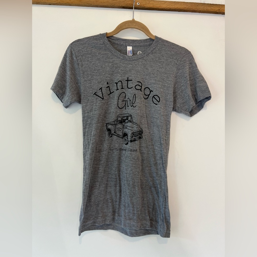 American Apparel Heather Gray Graphic Tee Vintage Girl XS
